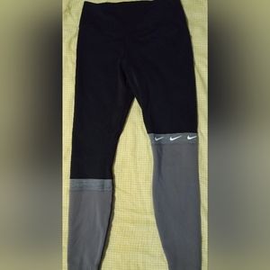 Women's Nike Leggings